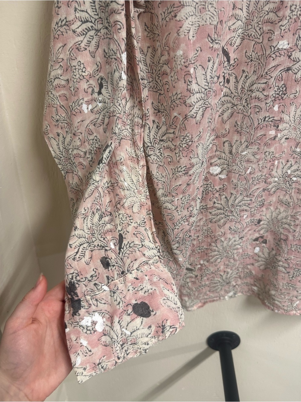 Magnolia Pearl Kelly western Blouse pink floral paint size large 100% cotton